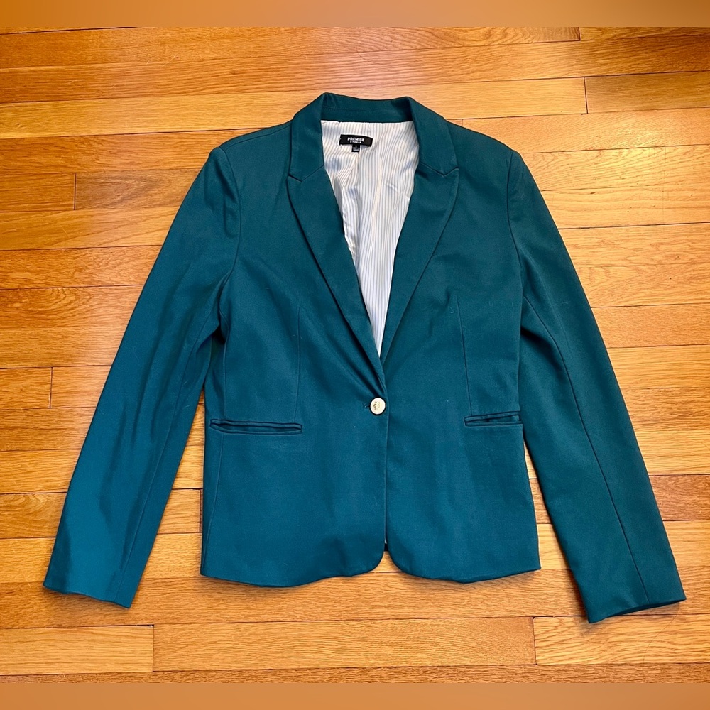 Green blazer size L